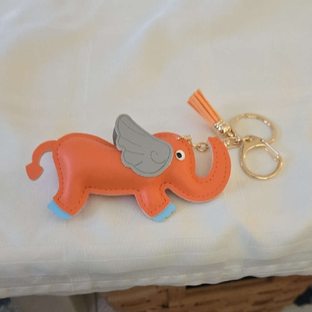 Colorful Elephant Keychain Set - Picture 8 of 12